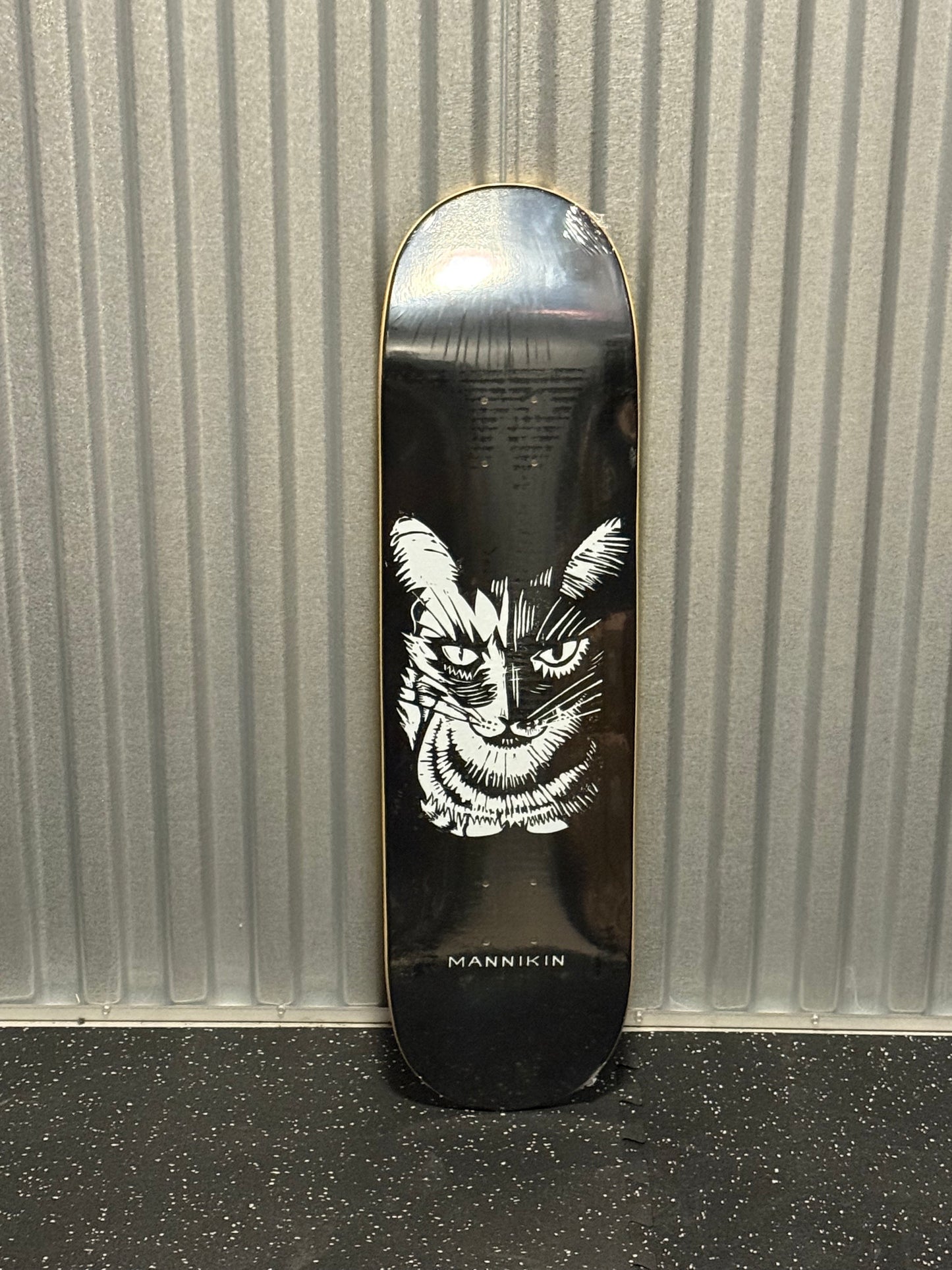 Mannikin Cat Logo 01 Portrait Deck