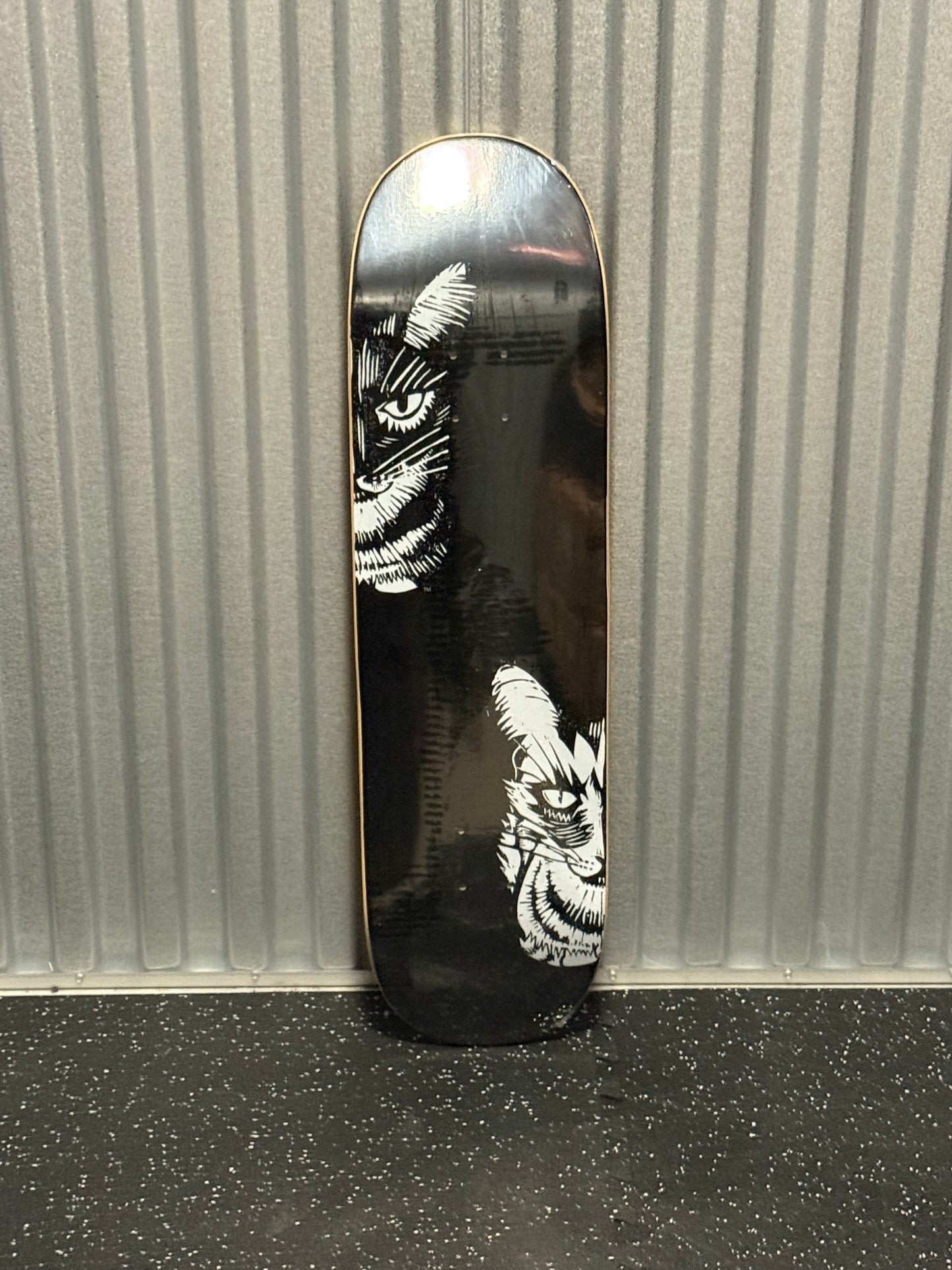 Mannikin Cat Logo 02 Half/Half Deck