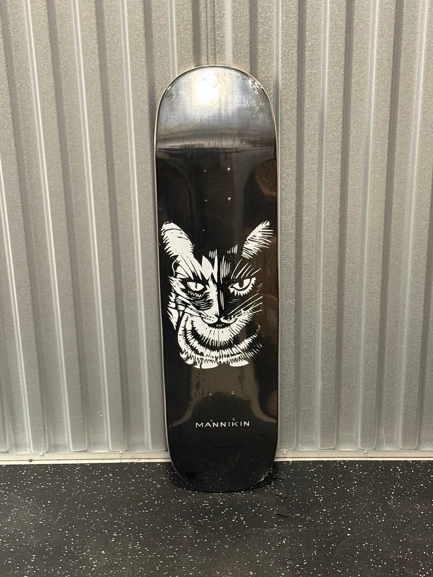 Mannikin Cat Logo 01 Portrait Deck